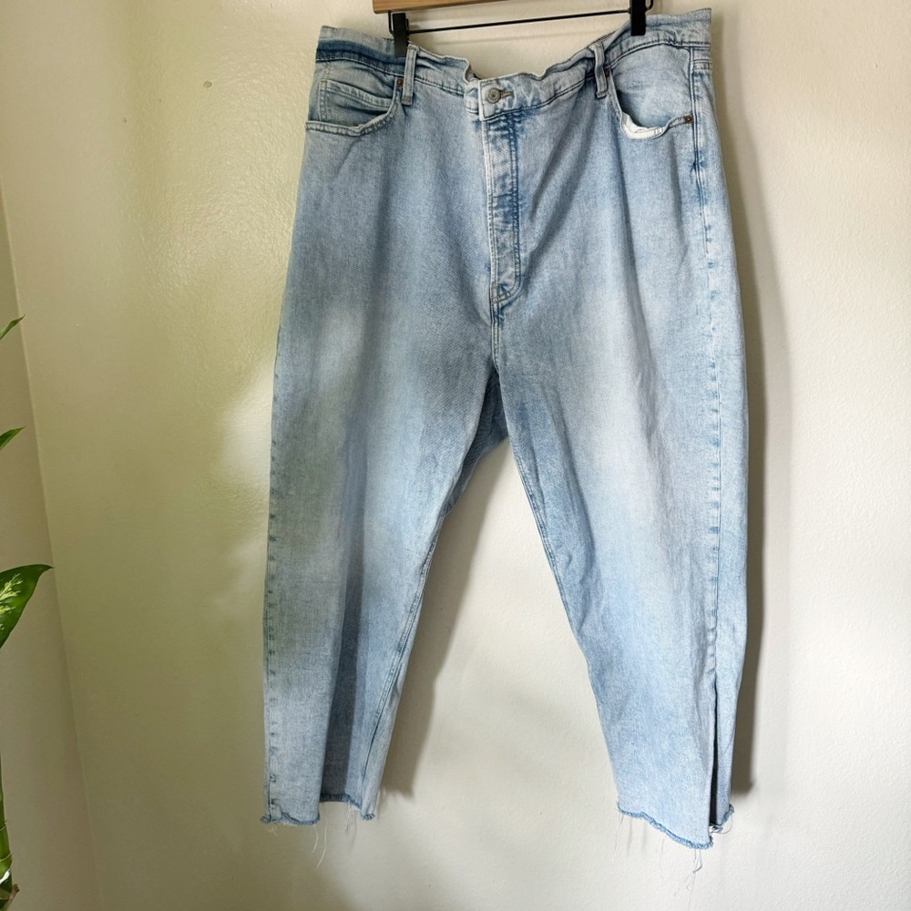Old Navy | Extra High-Waisted Button-Fly Sky-Hi Straight Raw-Hem Jeans